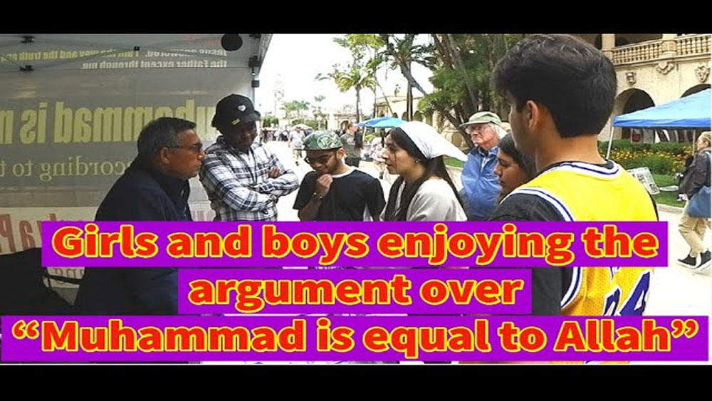 Girls and boys enjoying the argument over “Muhammad is equal to Allah”/Balboa Park